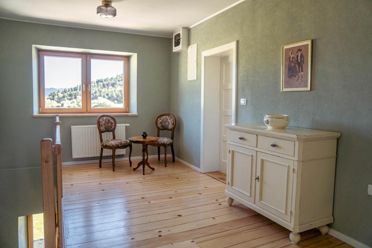 Holiday Home Loz Stari Trg pri Lozu Exterior foto
